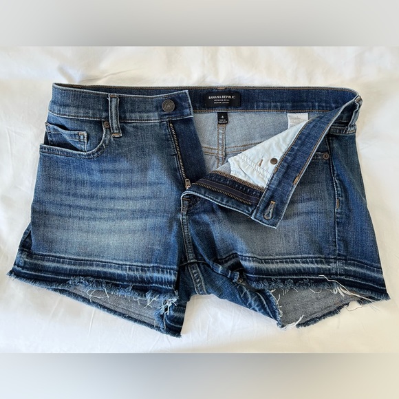 Banana Republic Denim Cutoffs - Picture 4 of 7